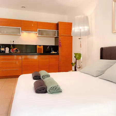 Le Carnot By Apirent #centre-ville #climatisation #wifi 戛纳